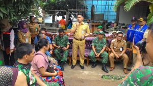 Pasca Kebakaran Asrama TNI, Walikota Jambi Beri Bantuan