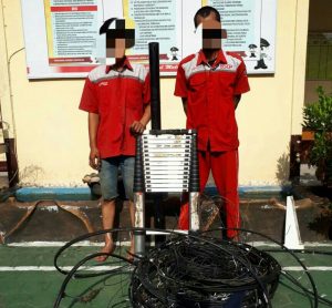 Dua Pencuri Kabel Telkom Diciduk