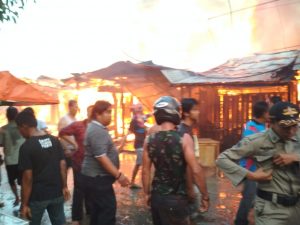 Tujuh Rumah Penduduk di Kualatungkal Ludes Terbakar