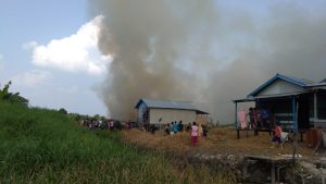 Lahan Terbakar Gara-gara Puntung Rokok, Rumah Warga Nyaris Terbakar