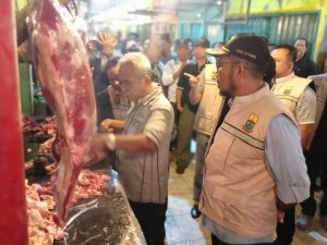 Satgas Pangan, Temukan Pedagang Gantung Daging Beku 