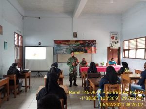 Babinsa Koramil Telanaipura Sosialisasikan Penerimaan Calon Prajurit TNI 2021 di SMK Taruna Jambi