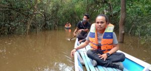 Kepala Desa ini Berhasil “Sulap” Sungai Jadi Lokasi Rekreasi ala Amazon
