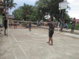 Cegah Covid-19, Satgas TMMD Olahraga Badminton