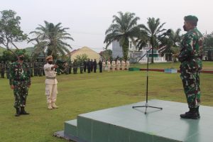 Dandim 0415/Jambi Pimpin Upacara Bendera di Makodim 