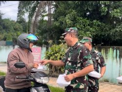 Kodim 0420/Sarko Melalui Koramil 420-09/Bangko Gelar Pembagian Takjil Gratis Meriahkan Bulan Suci Ramadhan