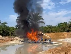 Komitmen Polres Merangin Berantas PETI, Bongkar Tambang Emas Ilegal, Dompeng Dibakar di Lokasi
