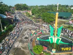 Wabup H A Khafidh Pimpin Senam Jumat Sehat di Tugu Pedang