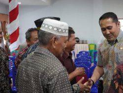 Tuntaskan Sampah, Bupati H M Syukur Kumpulkan Ketua RT Agar Bertanggungjawab di Wilayahnya