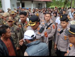 Kapolres Merangin Turun Langsung Amankan Aksi Unjuk Rasa FDB di DPRD